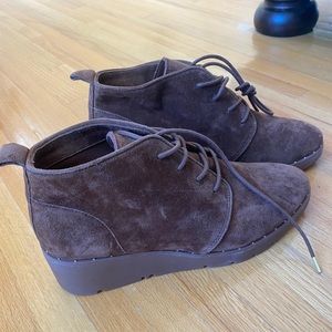 STEVEN BROWN SUEDE BOOTIES SIZE 8